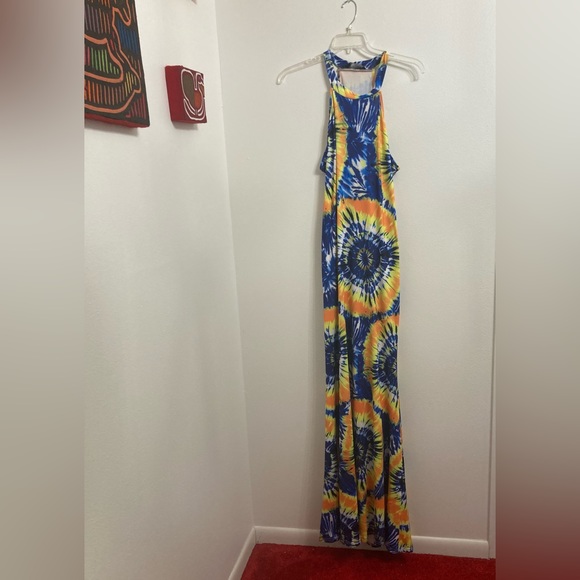 NWT Rebdolls Vibes Tie Dye Mermaid Maxi Dress with Razorback & Back Cutout - Picture 5 of 14